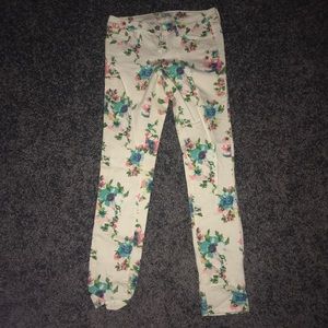 Floral Aeropostale Jeans